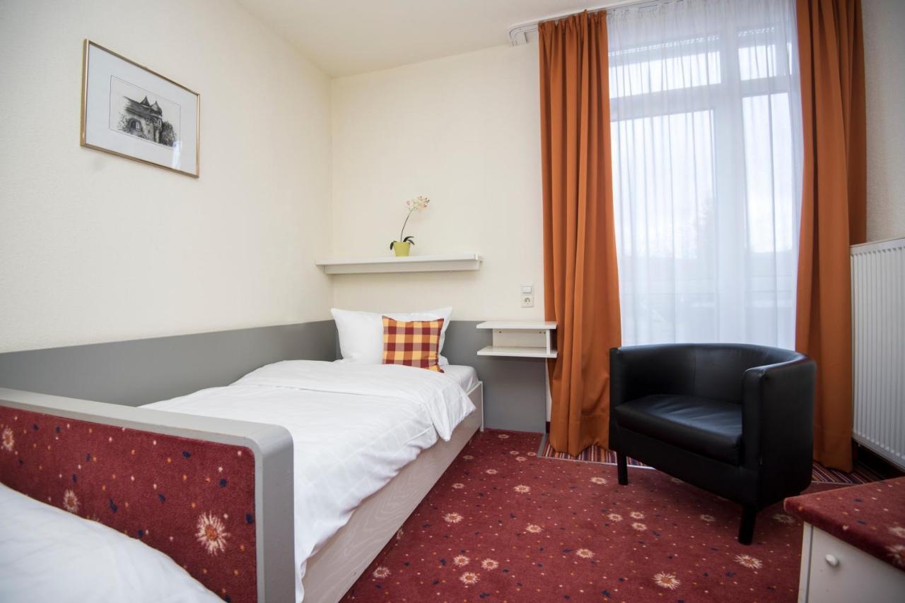 Akzent Hotel Hoehenblick Muehlhausen im Taele Exteriör bild