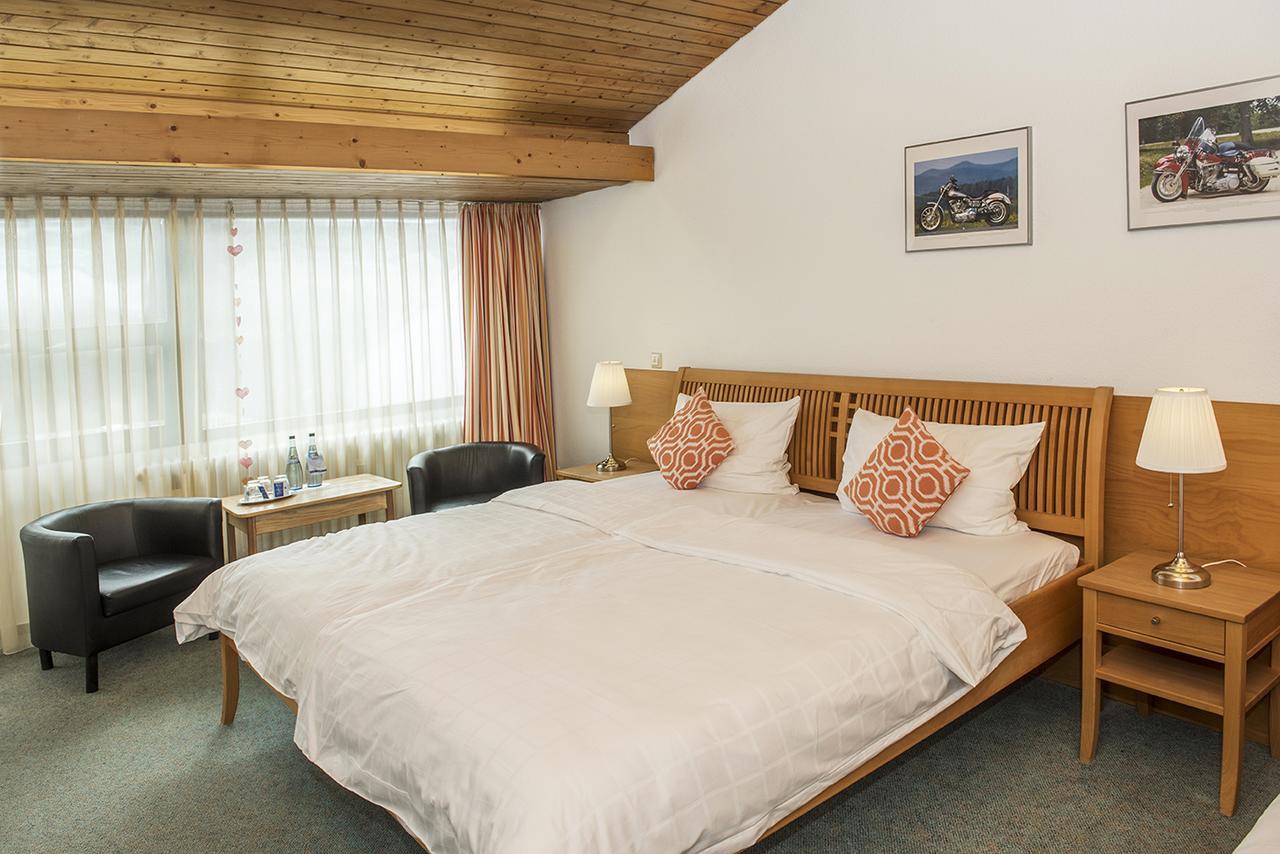 Akzent Hotel Hoehenblick Muehlhausen im Taele Exteriör bild